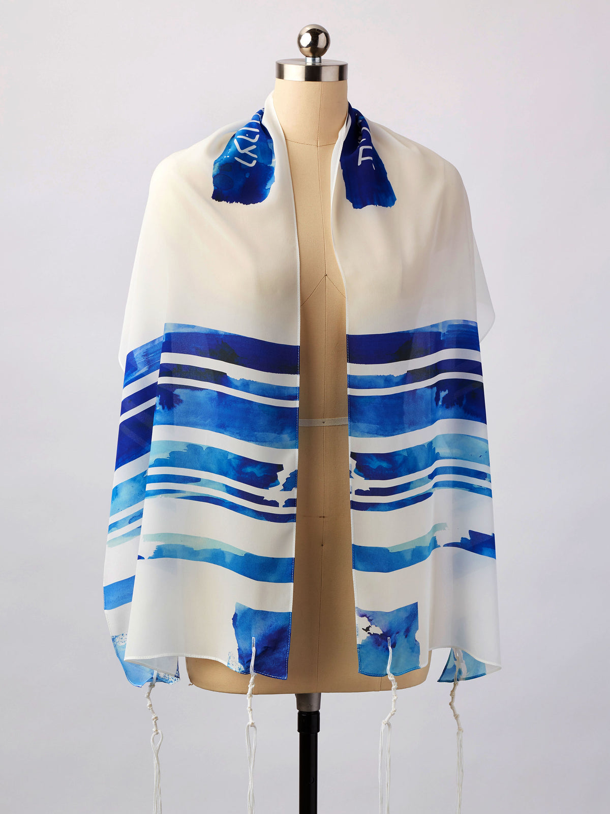 How to Tie Tzitzit - Advah Designs