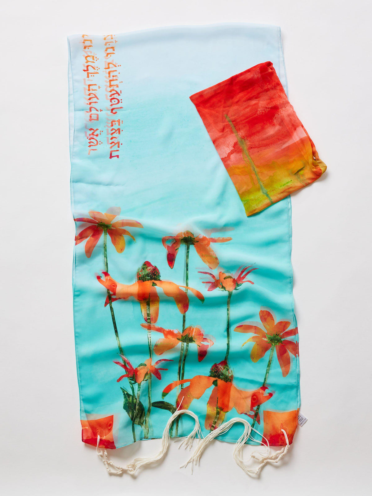 tallit with flowers